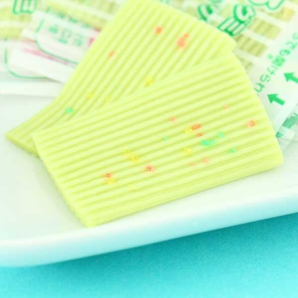 UHA Sakeru Split Gummy Candy - Melon