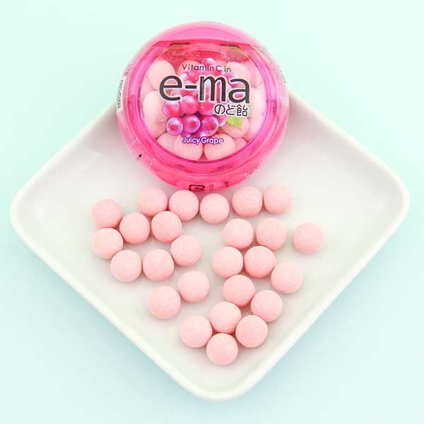 UHA e-ma Fruit Juice Candy - Juicy Grape Flavor