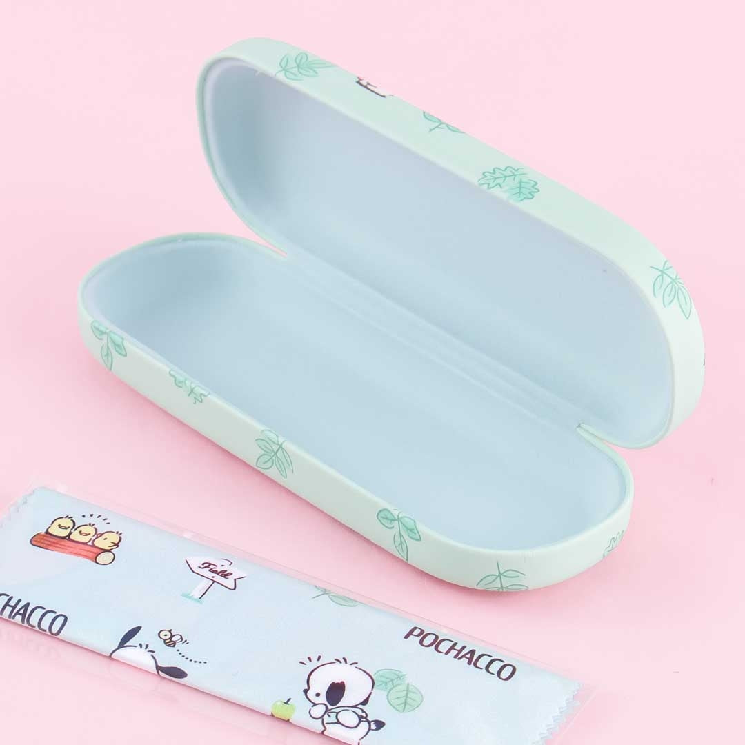 Pochacco Garden Eyeglass Hard Case