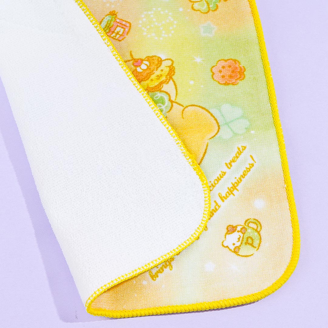 Pompompurin Lucky Clover Hand Towel