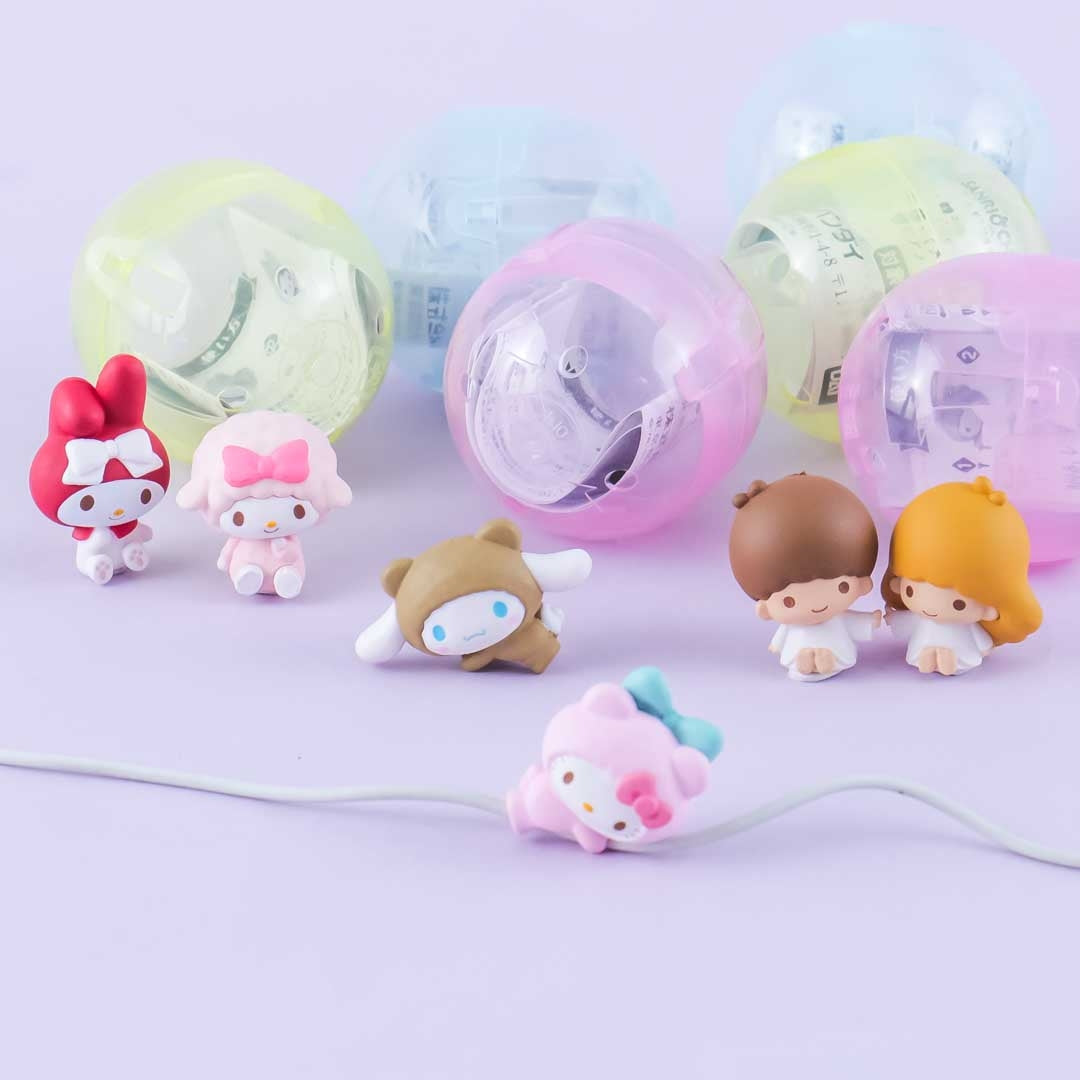 Sanrio Characters Hugcot 4 in Gachapon Capsule