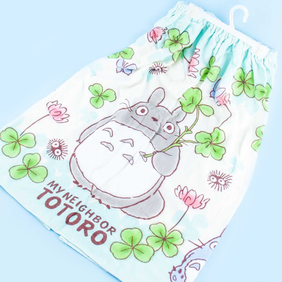 My Neighbor Totoro Clover Day Wrap Towel With Buttons