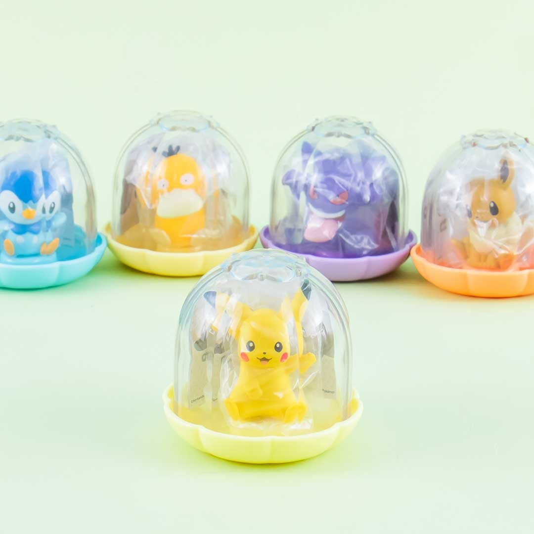 Pokémon Gemlies in Gachapon Capsule