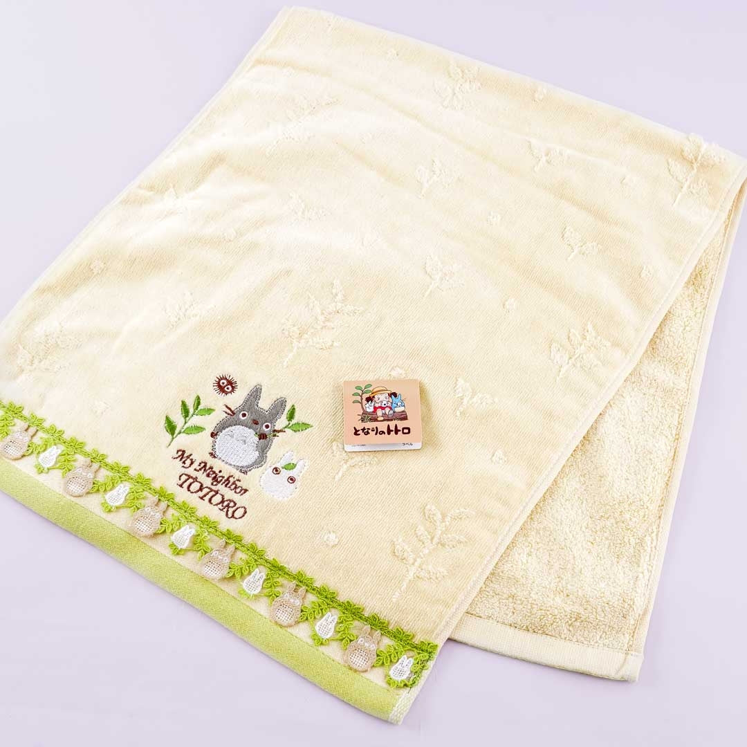 My Neighbor Totoro Green Leaf Long Towel