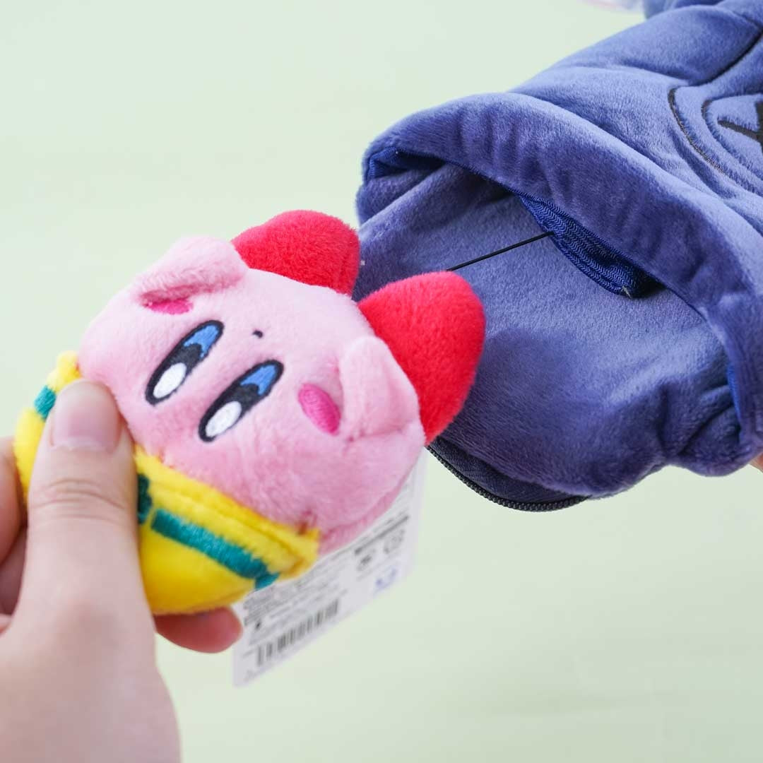 Kirby Fly Out Pouch With Card Case