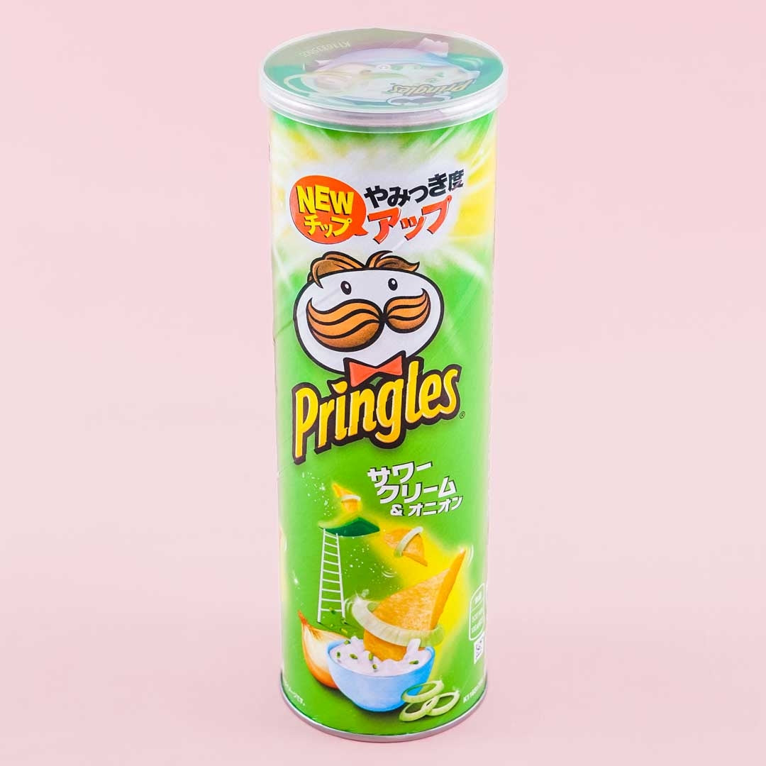 Pringles Potato Chips - Sour Cream & Onion / Large