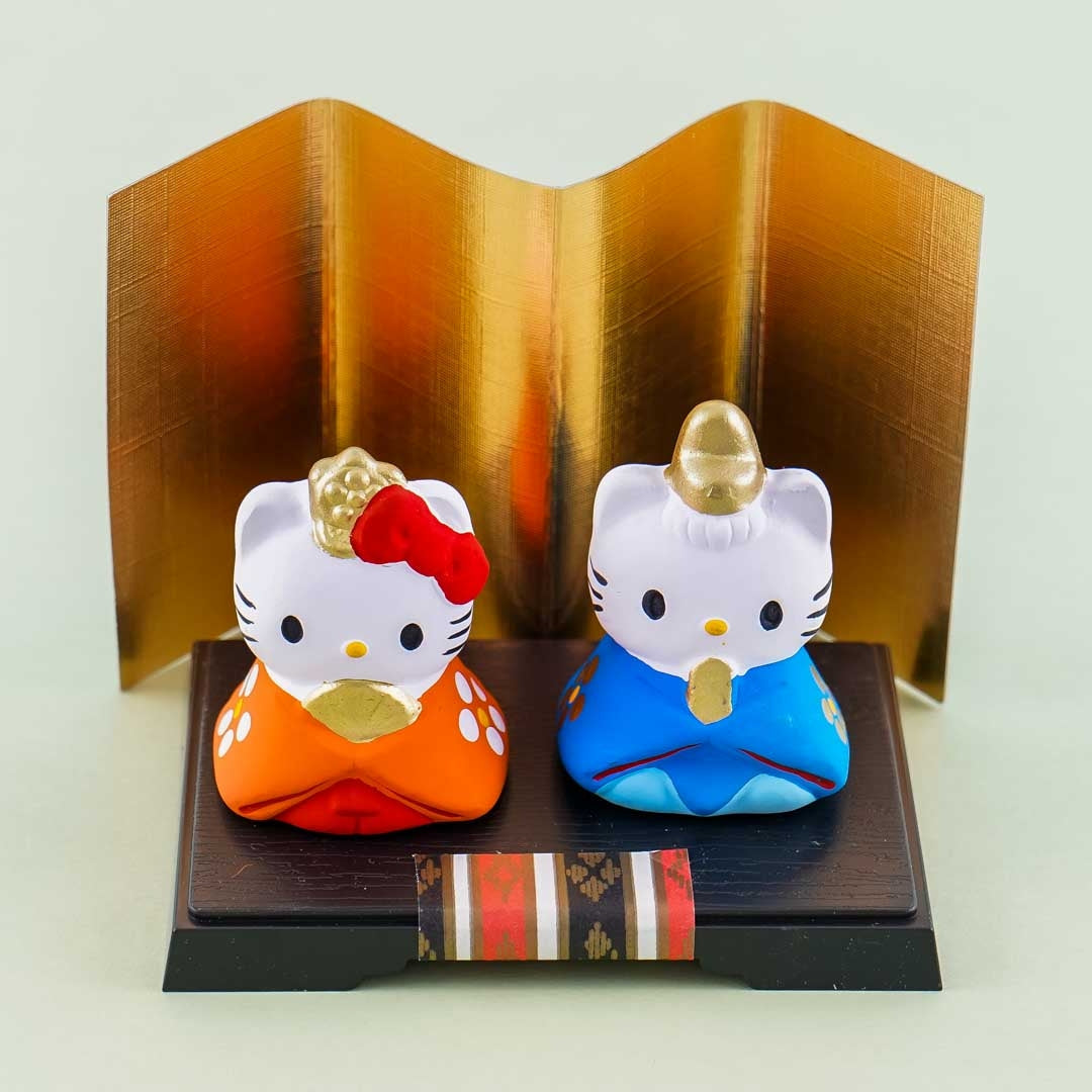 Hello Kitty Hinamatsuri Doll Set