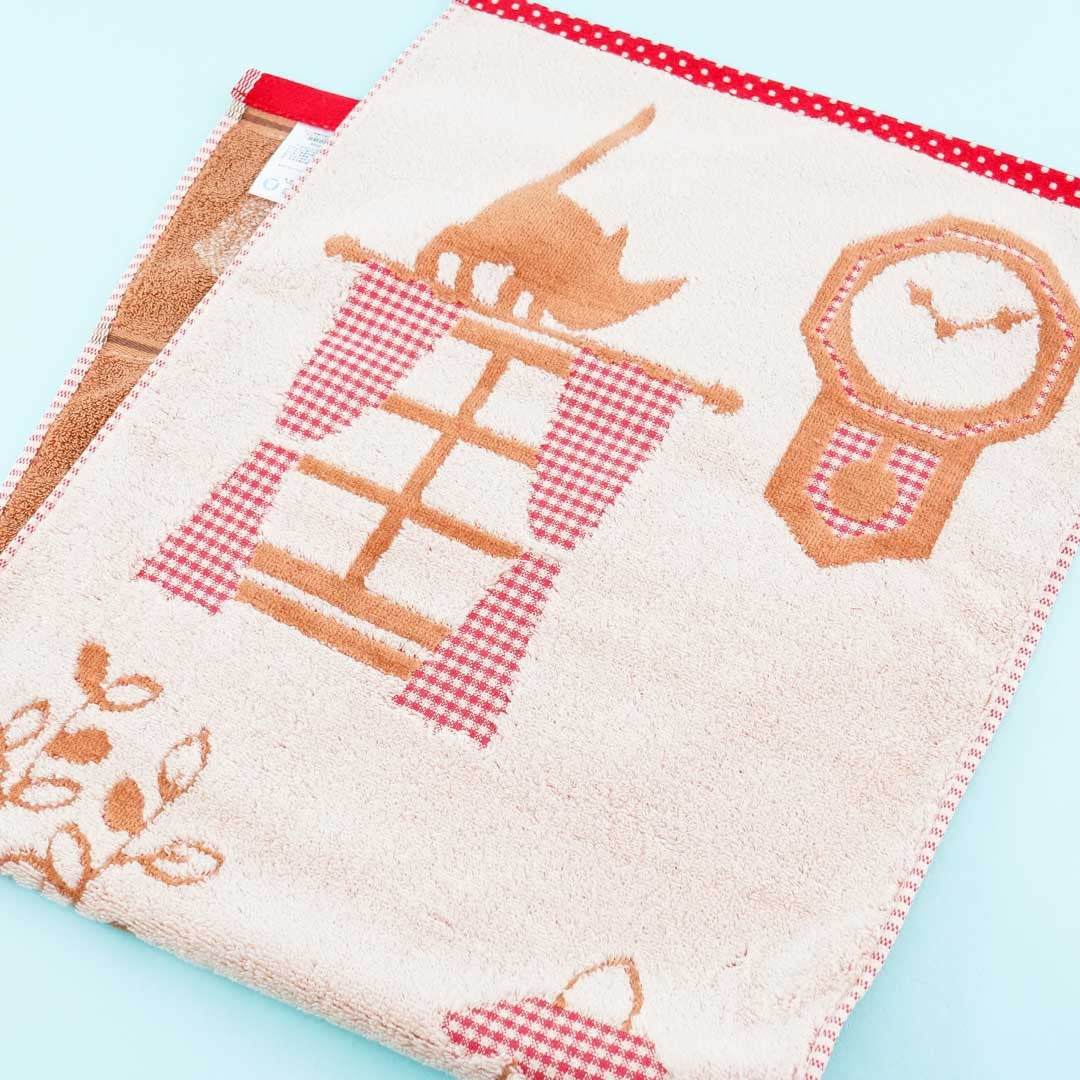 Kiki’s Delivery Service Jiji Bakery Shelf Bath Towel