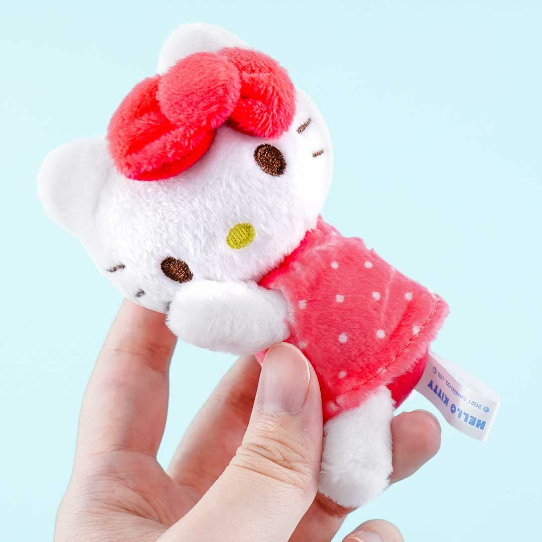 Sanrio Characters Plushie Badge - Hello Kitty