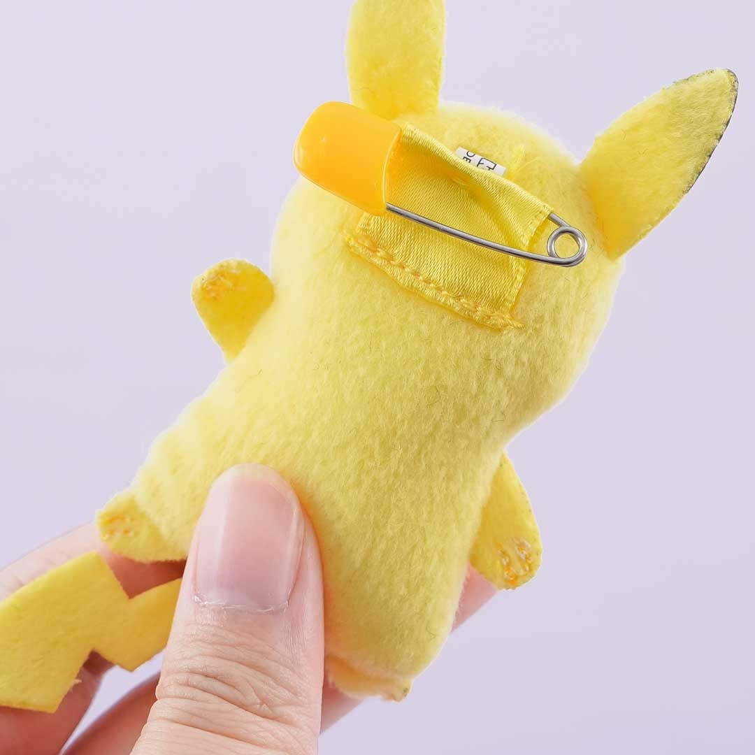 Pokémon Plushie Badge - Pikachu