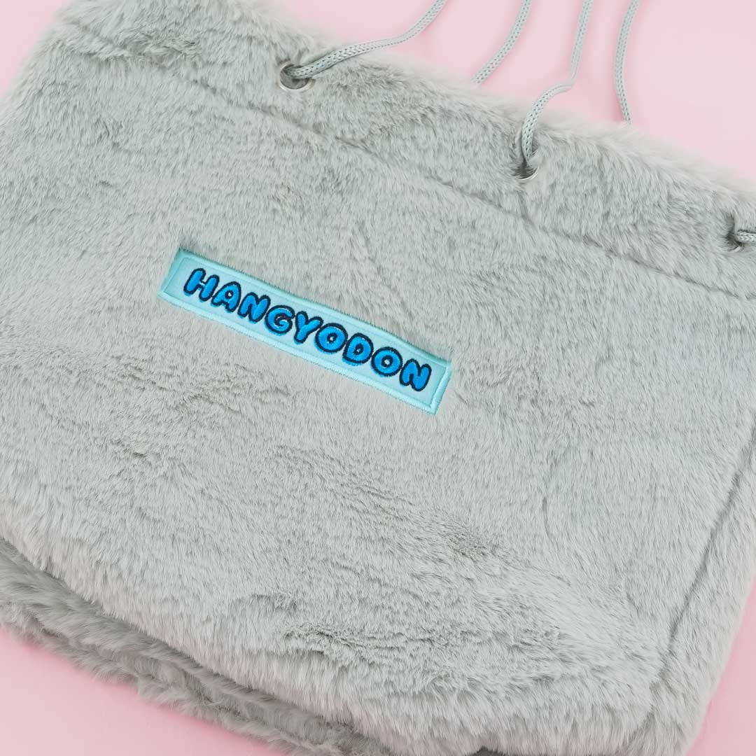 Hangyodon Fluffy Shoulder Bag