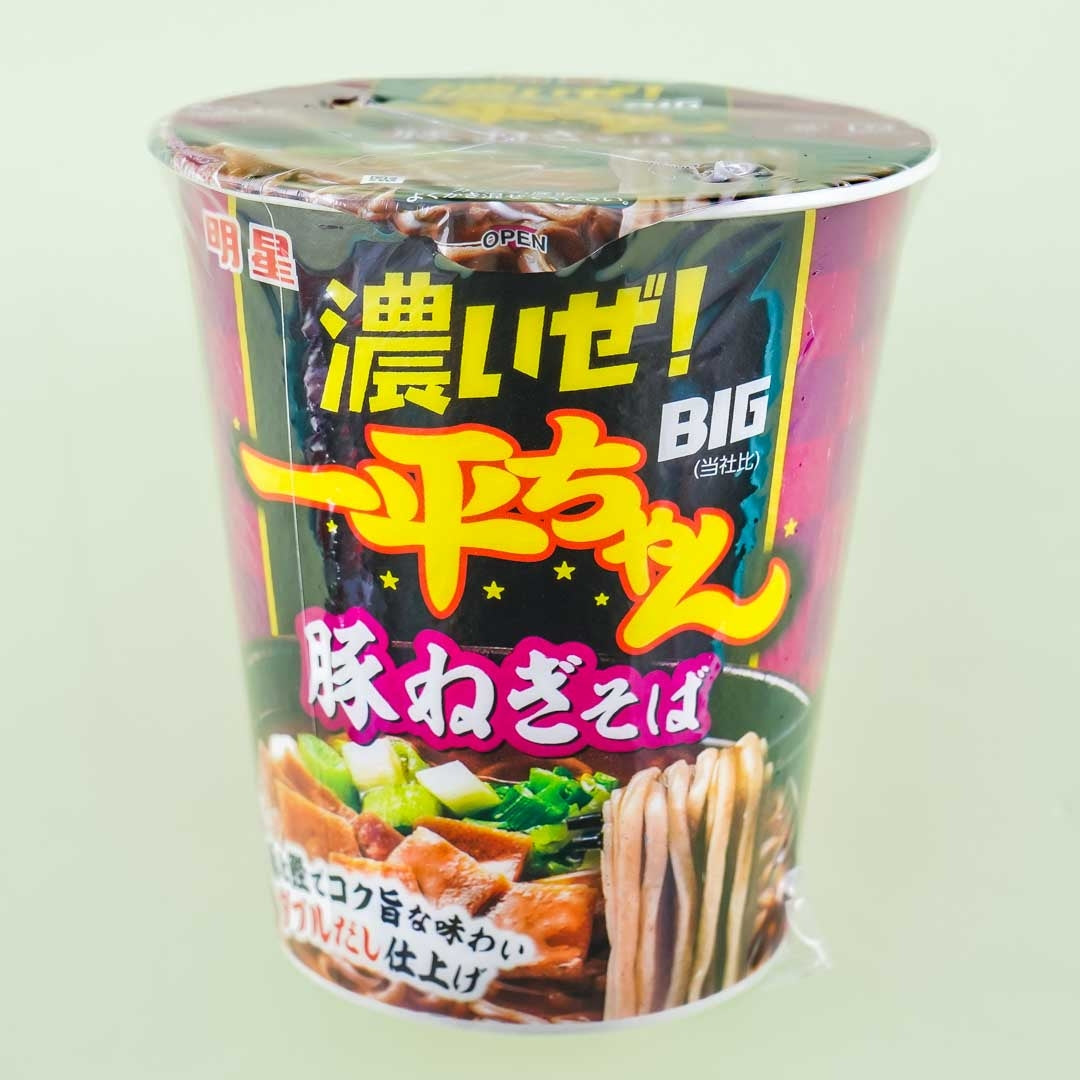 Dark! Ippei Chan Big Pork Green Onion Soba Noodles