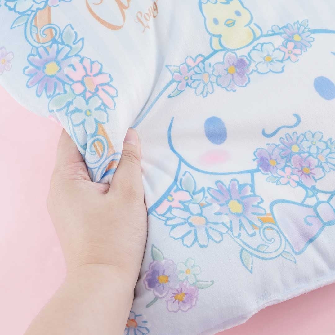 Cinnamoroll Springtime Square Cushion