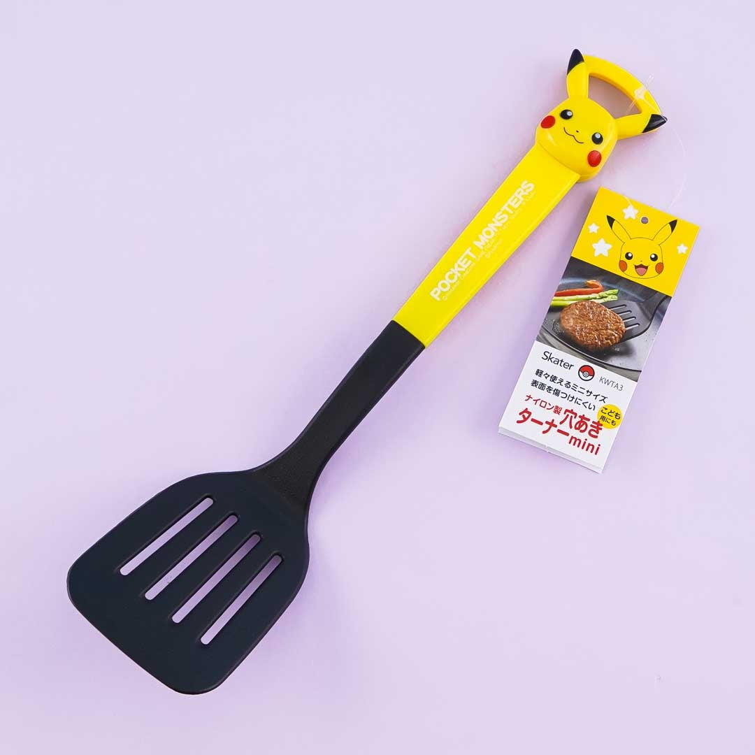 Pokémon Pikachu Slotted Turner