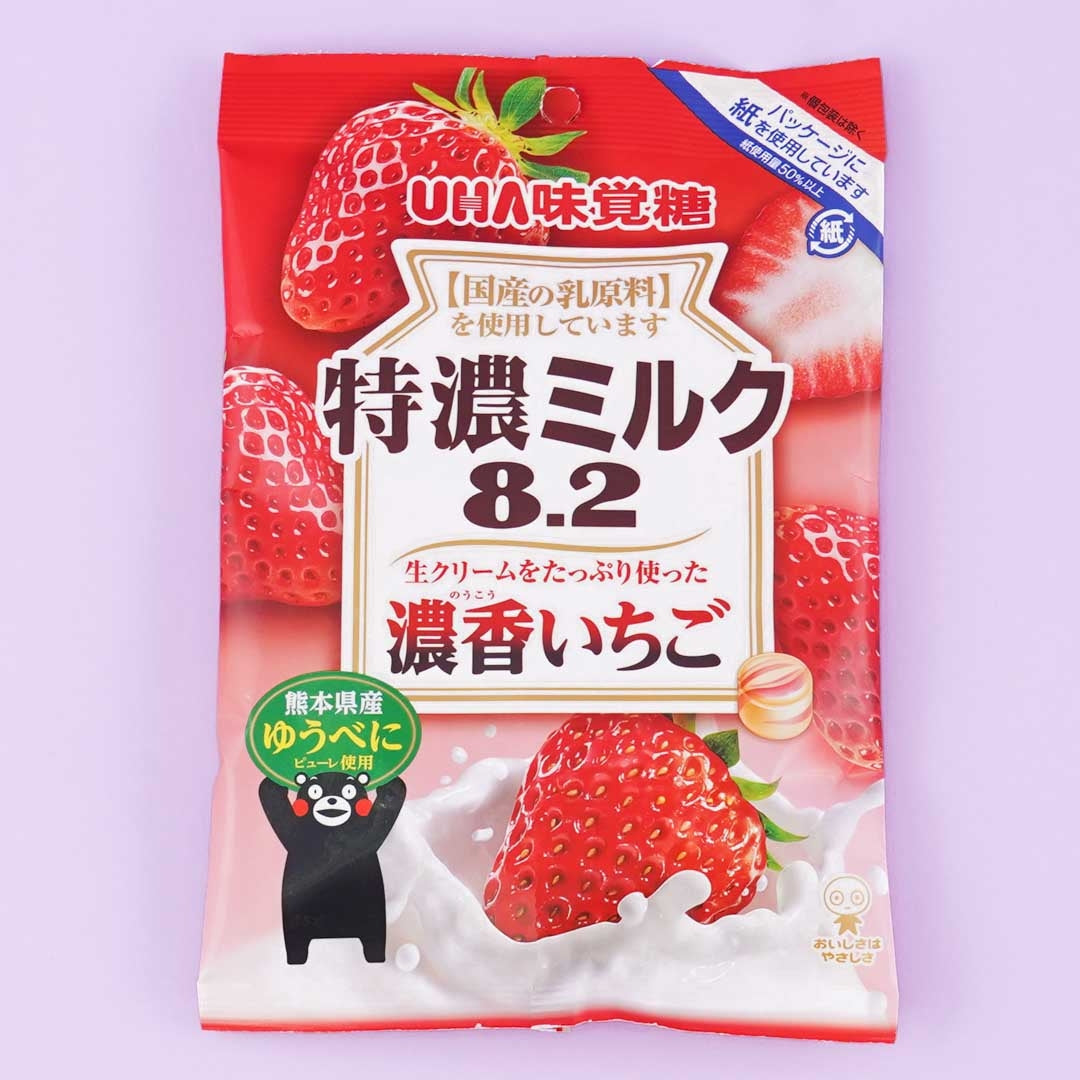 UHA Mikakuto Tokuno Milk 8.2 Strong Strawberry Candy