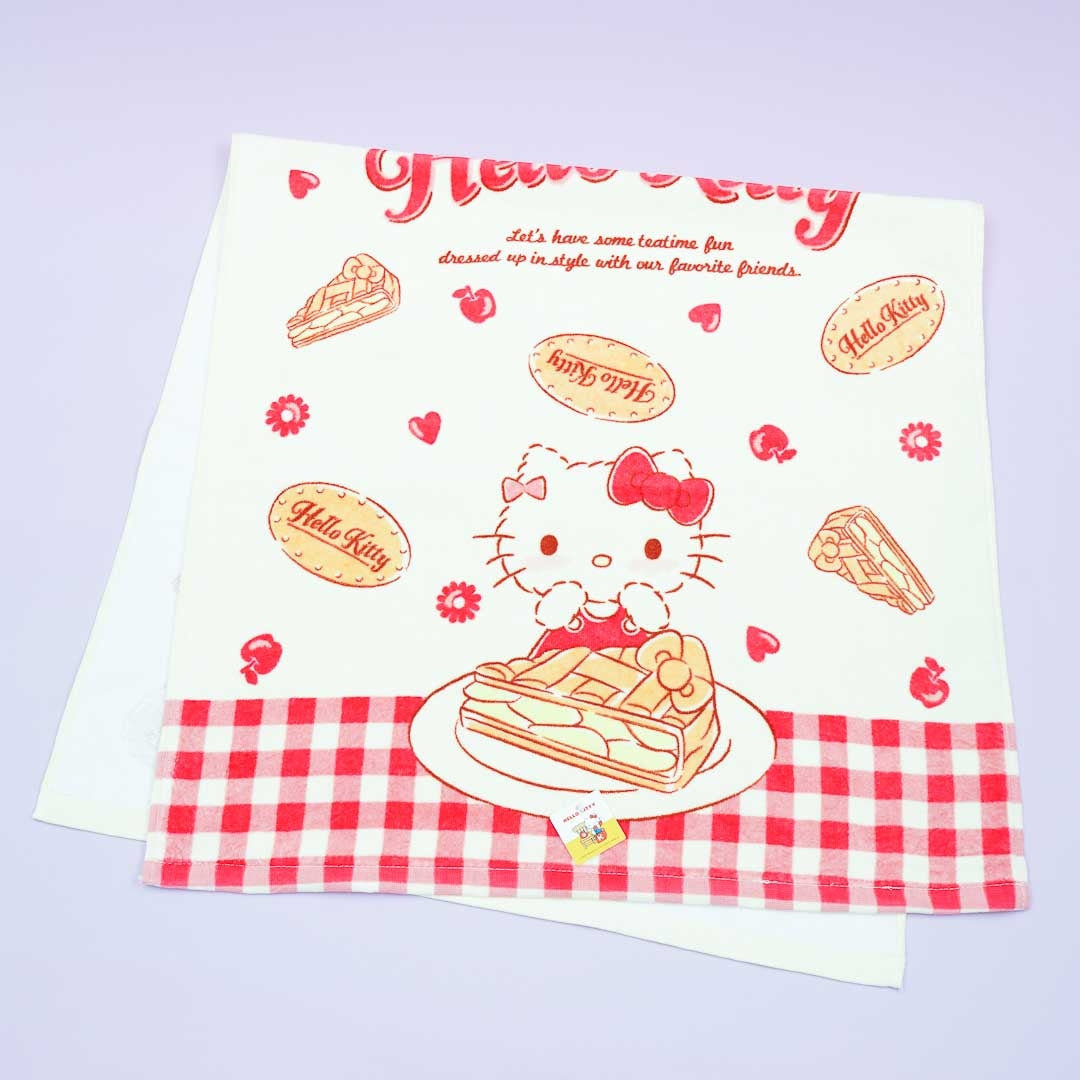 Hello Kitty Tea Time Bath Towel