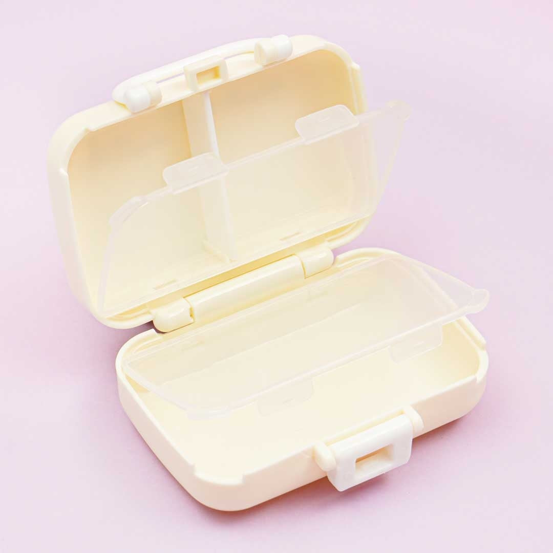 Pochacco Compact Medicine Case