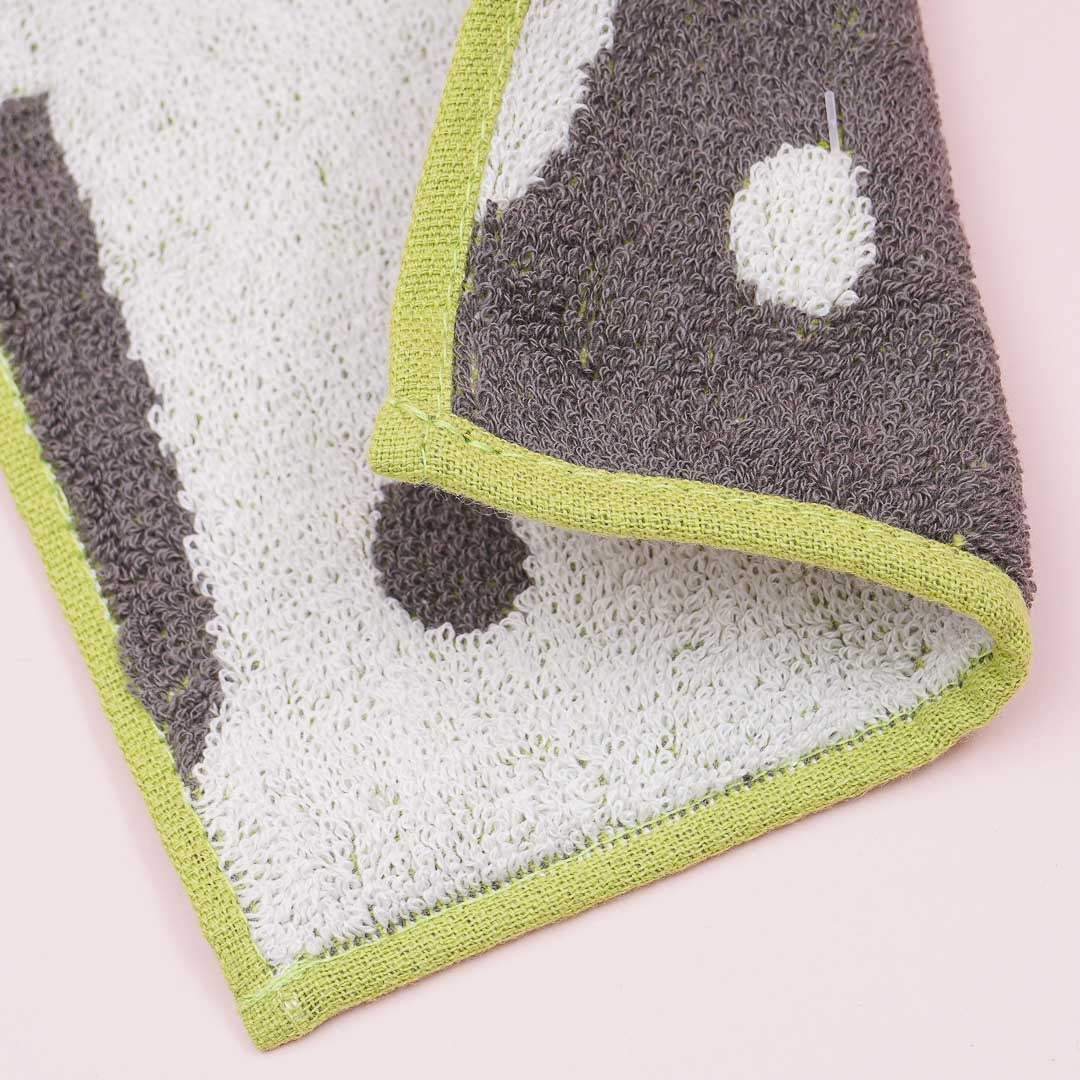 Pochacco Face Hand Towel