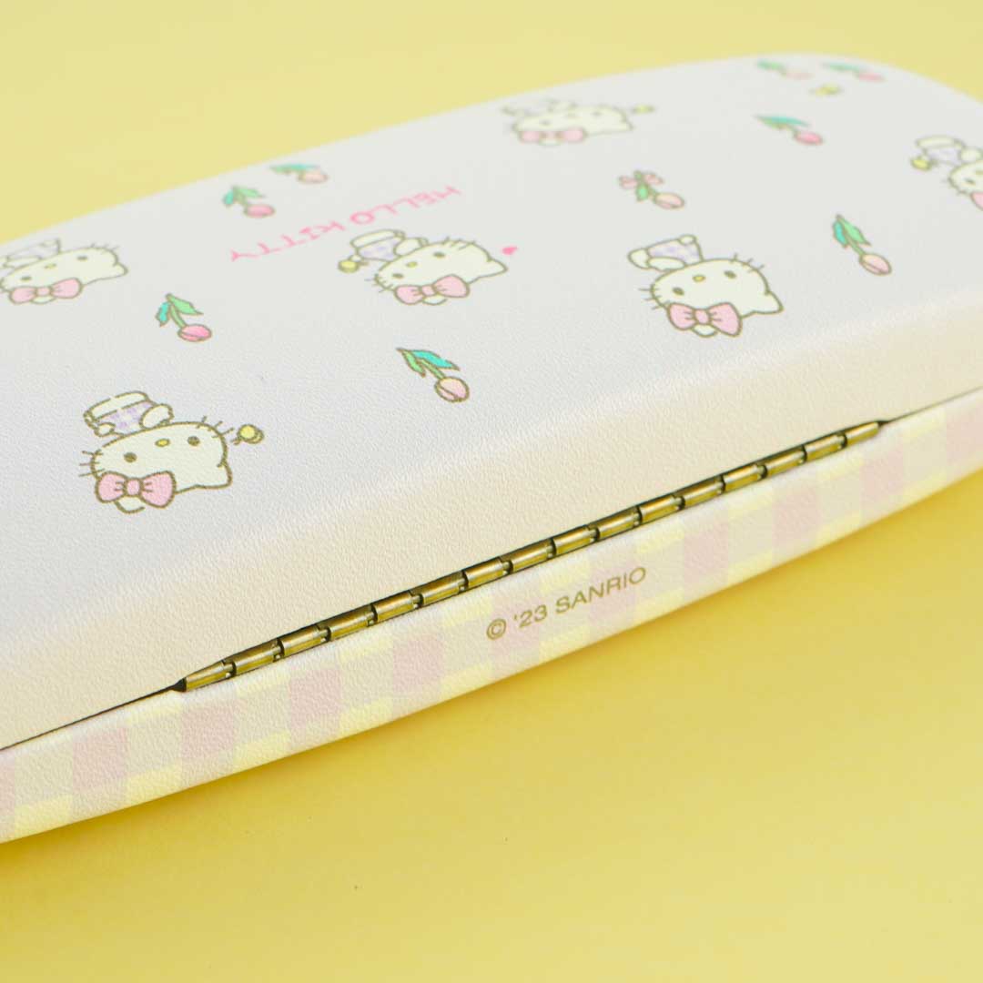 Hello Kitty Tulip Love Eyeglass Hard Case