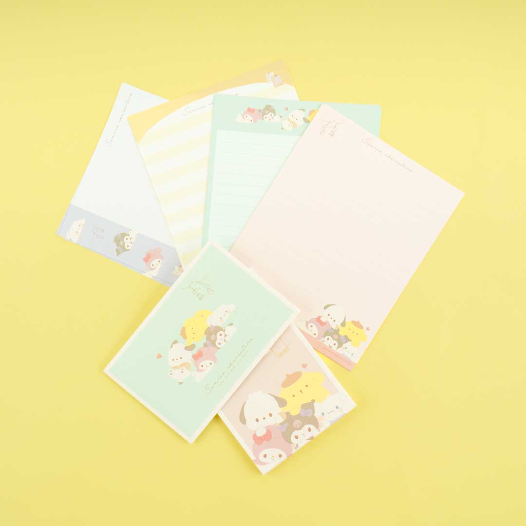 Sanrio Characters Chill With Us Letter Set