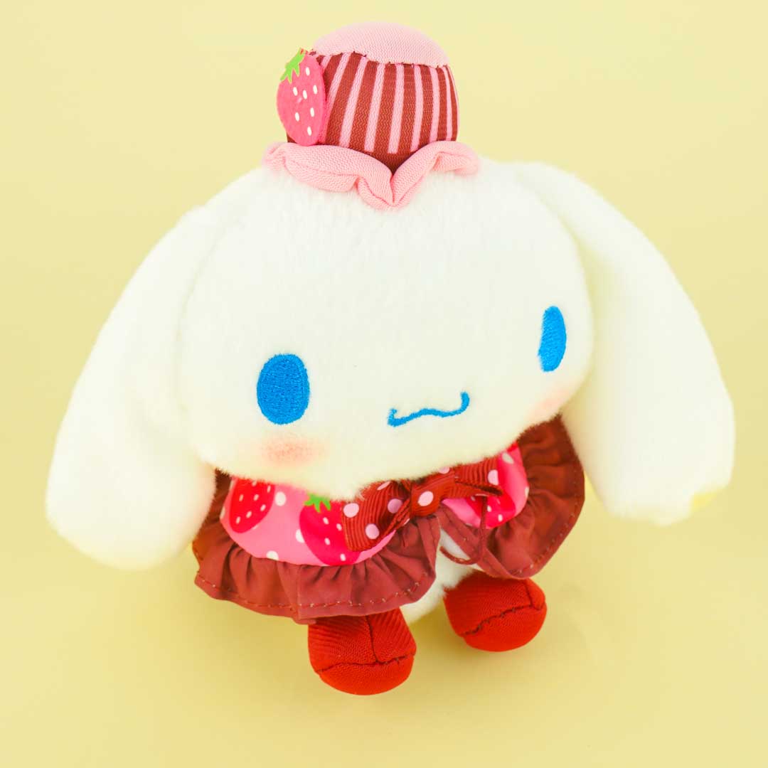 Cinnamoroll Chocolate Berry Plushie Charm