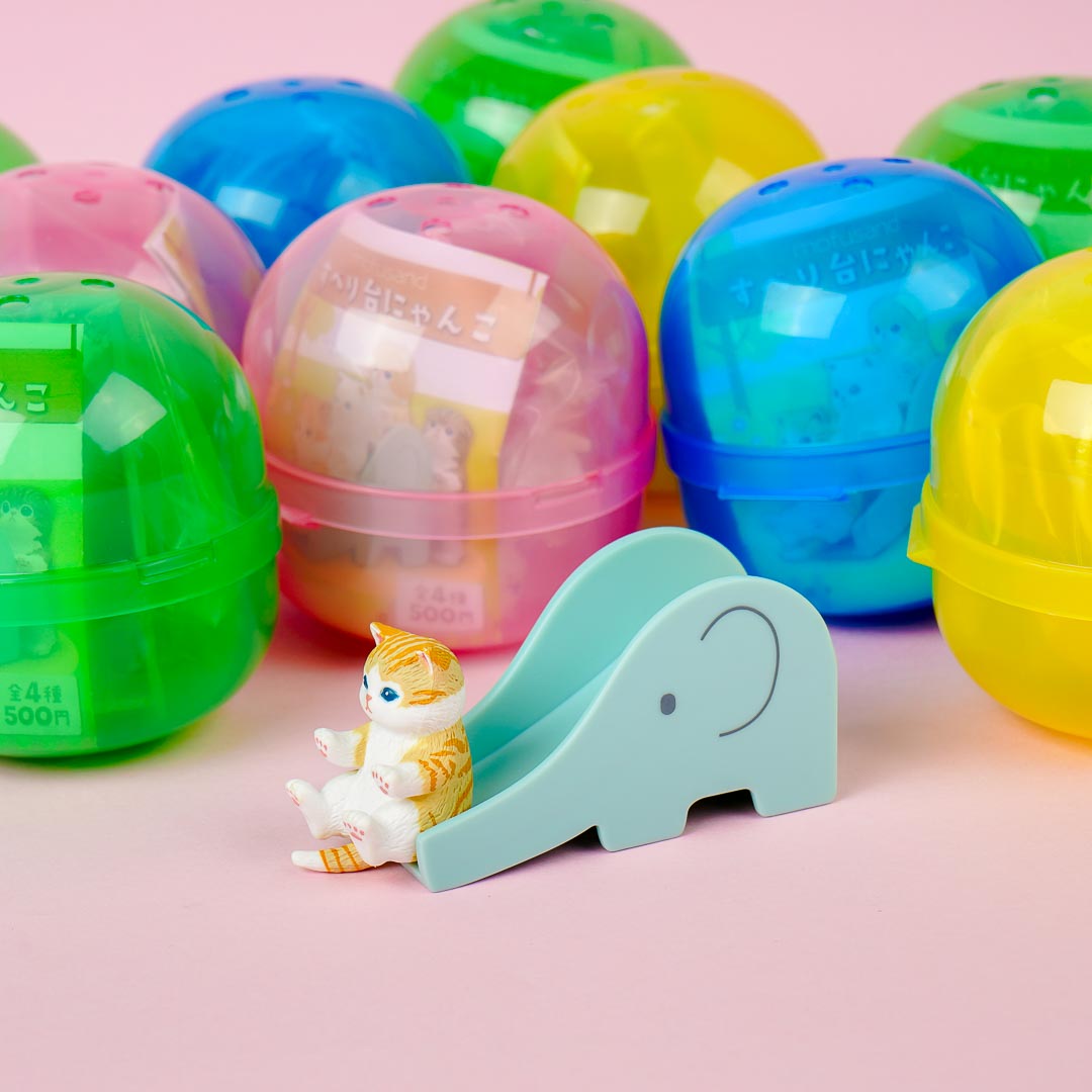 Mofusand Neko Playground Toy Gachapon
