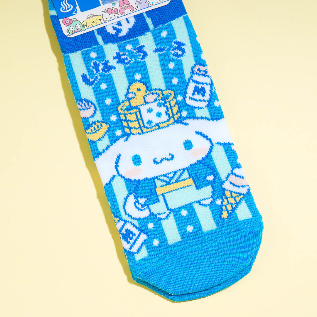 Cinnamoroll Showa Hot Spring Socks