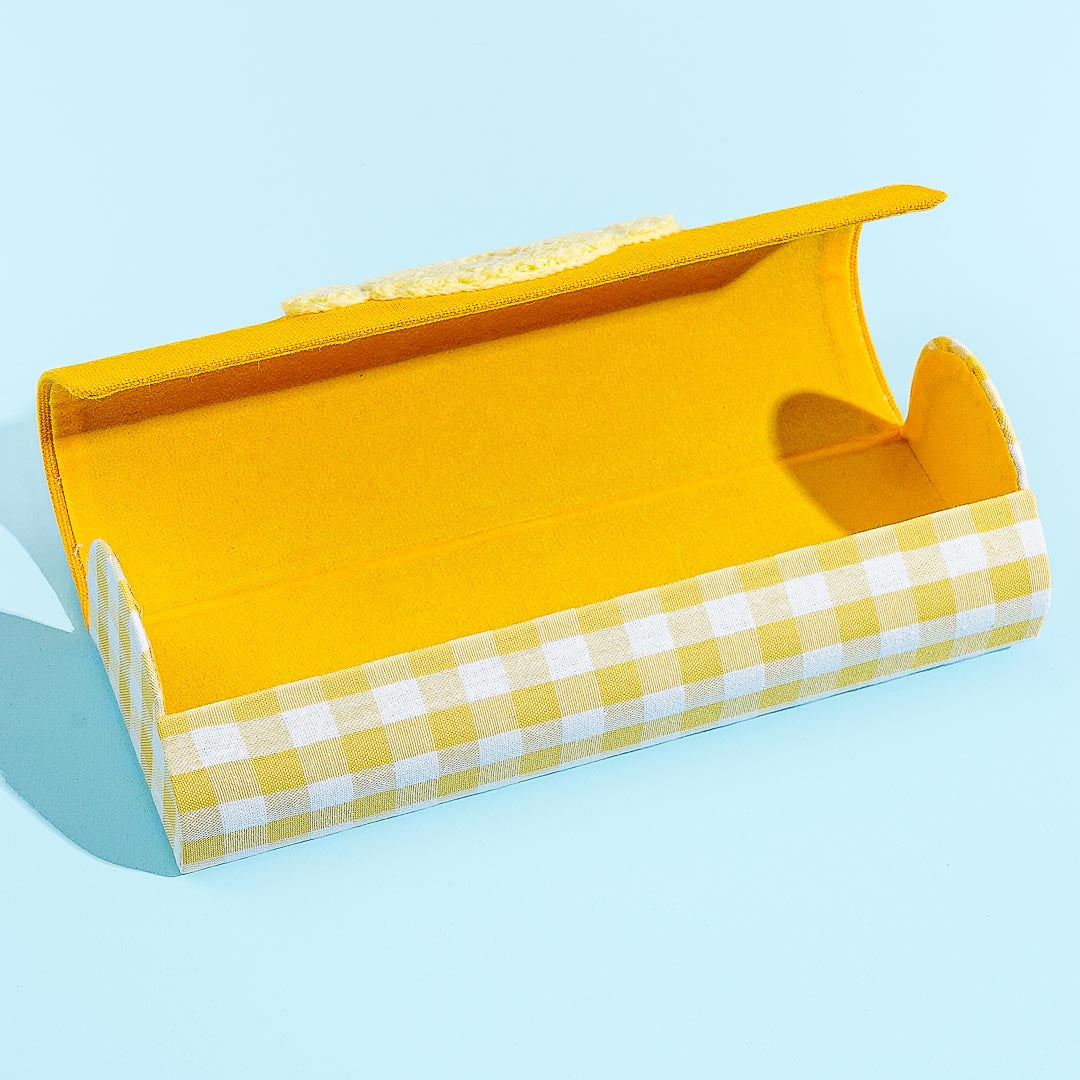 Pompompurin Yellow Gingham Eyeglass Case