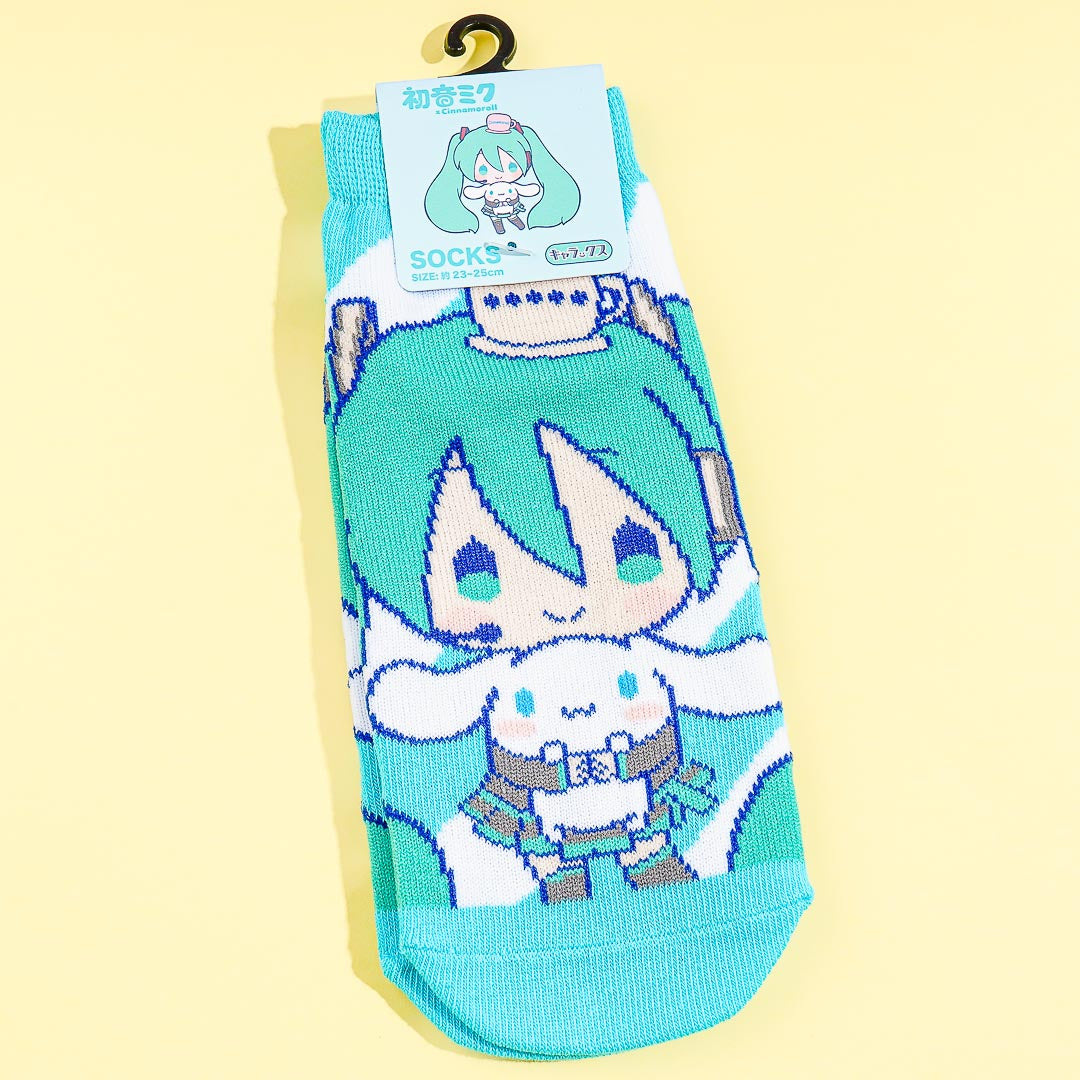 Hatsune Miku x Cinnamoroll Ankle Socks