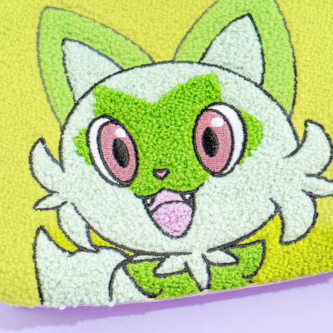 Pokemon 3-Pocket Fuzzy Pouch - Sprigatito
