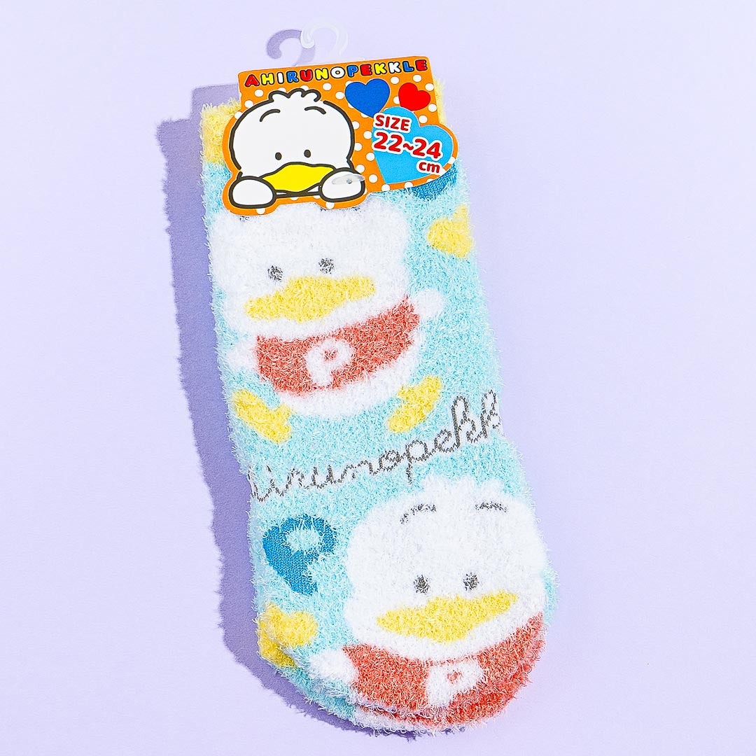 Pekkle Fuzzy Heart Socks
