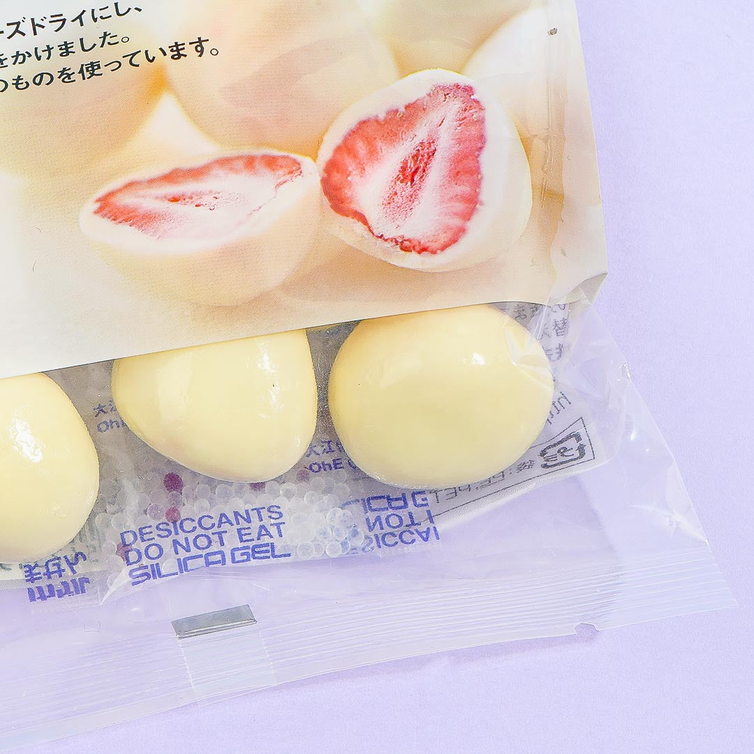MUJI White Chocolate Coated Strawberry