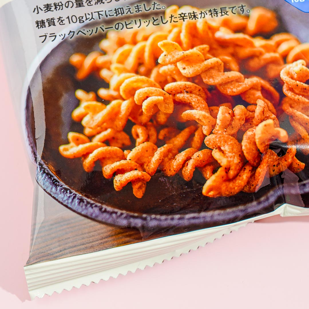 MUJI Black Pepper Flavored Pasta Snack