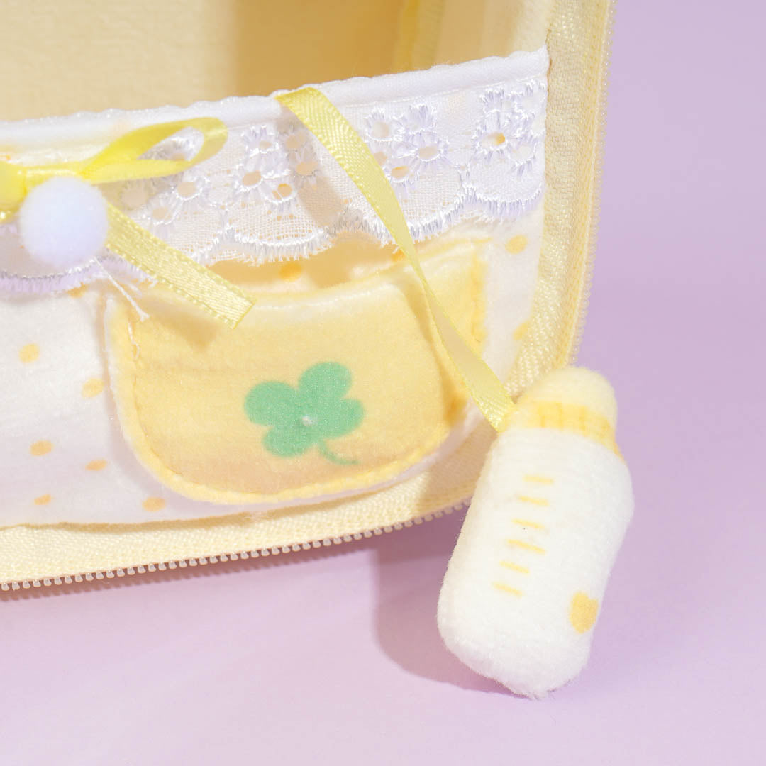 Pompompurin Enjoy Idol Baby Plushie Bag