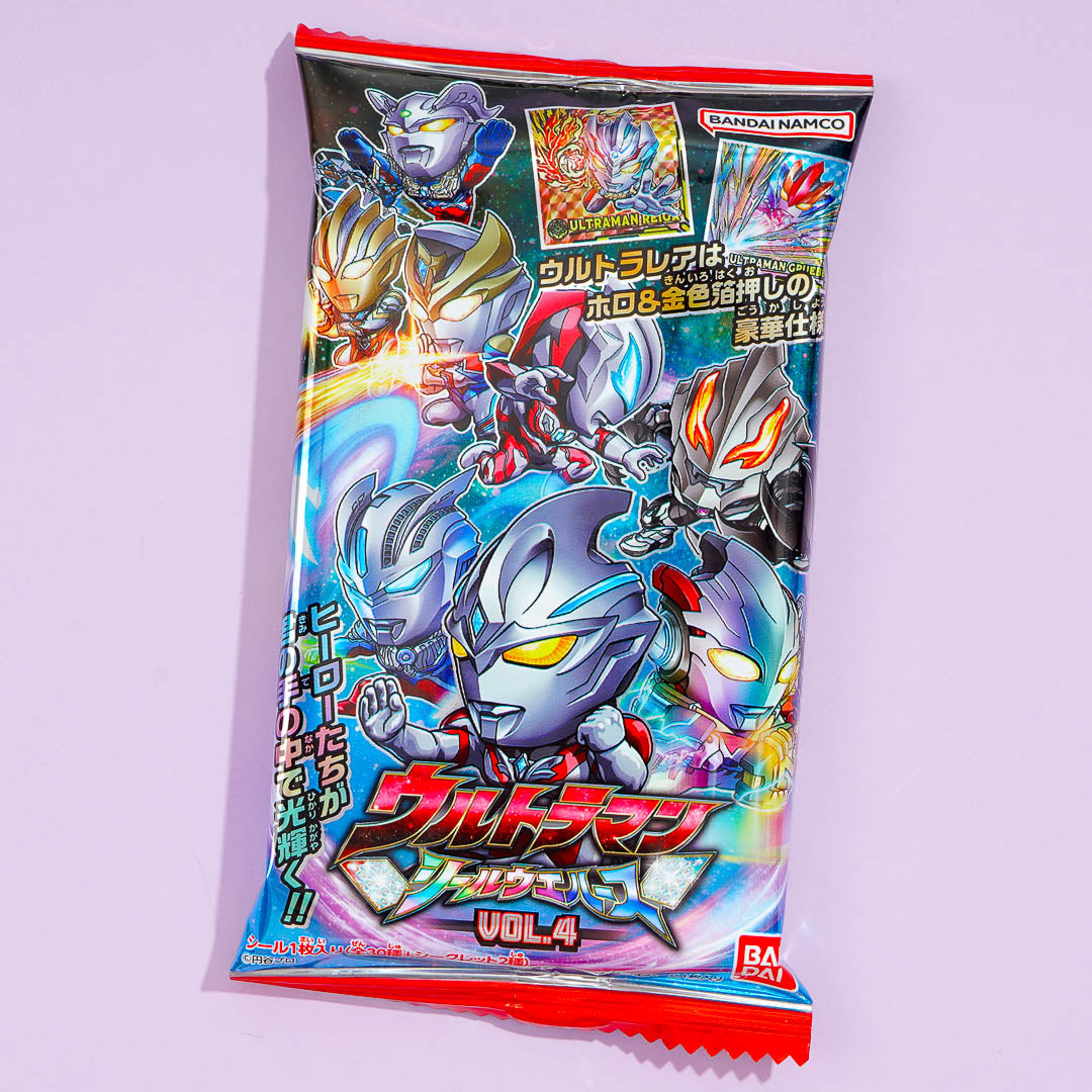 Ultraman Seal Wafer With Sticker Vol 4