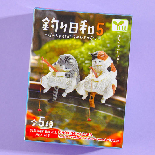 Fishing Weather 5 Chubby Cats Killing Time Figure