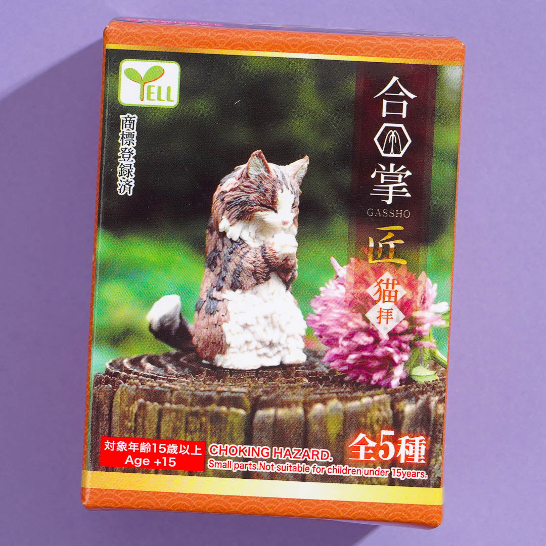 Yell Gassho Cat Collectible Figure