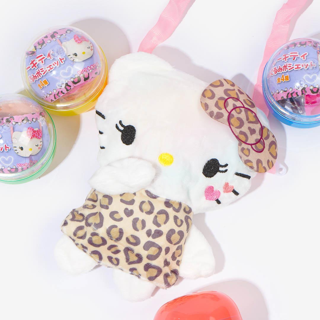 Hello Kitty Plush Pochette Gachapon