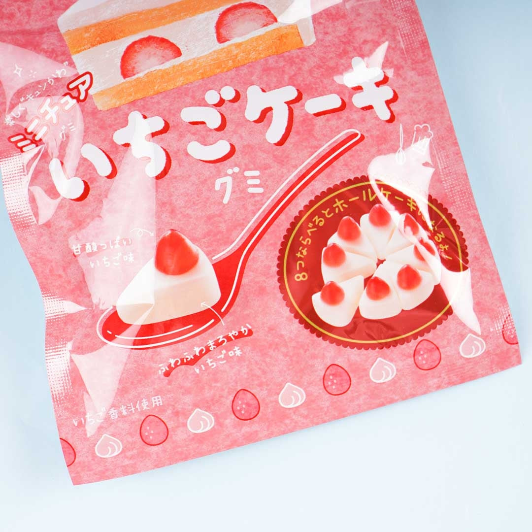 Kabaya Strawberry Cake Gummy Candy